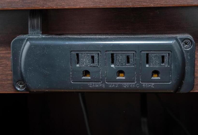 فندق Red Roof Inn Freehold