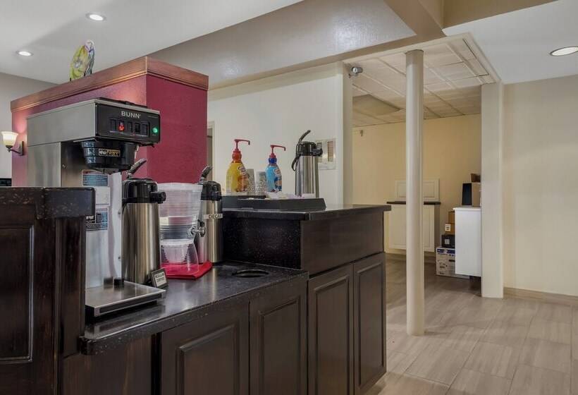 فندق Red Roof Inn Painted Post