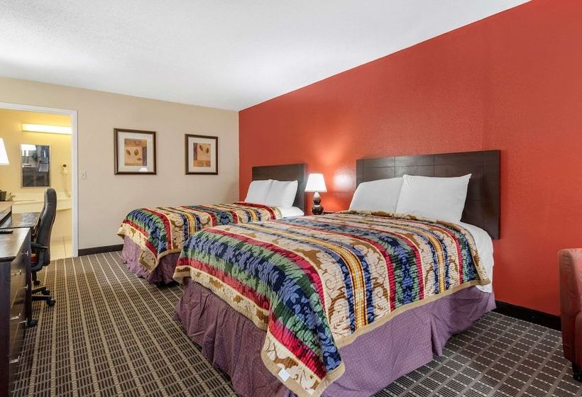 בית מלון כפרי Rodeway Inn