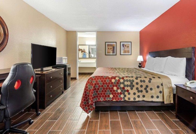 בית מלון כפרי Rodeway Inn