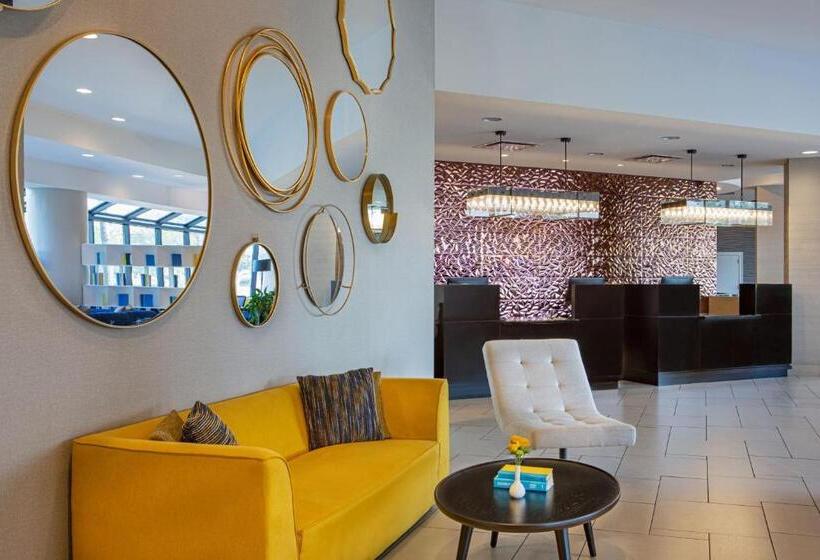 Отель Sheraton Edison