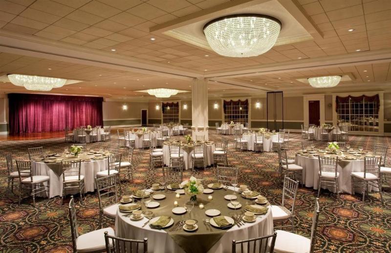 هتل Sheraton Greensboro