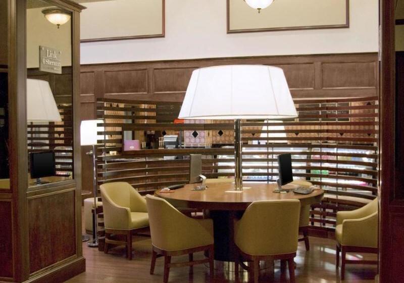 هتل Sheraton Greensboro