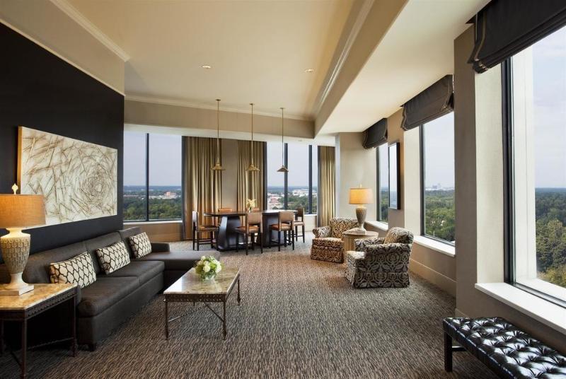 酒店 Sheraton Greensboro