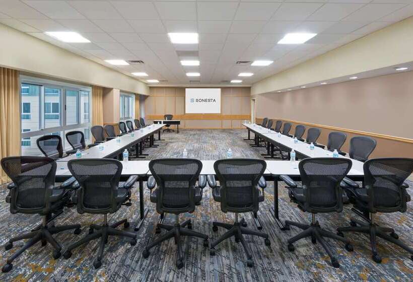 فندق Sonesta Hamilton Park Morristown  & Conference Center