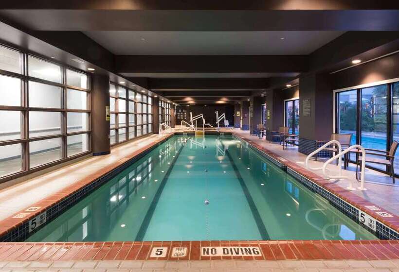 فندق Sonesta Hamilton Park Morristown  & Conference Center