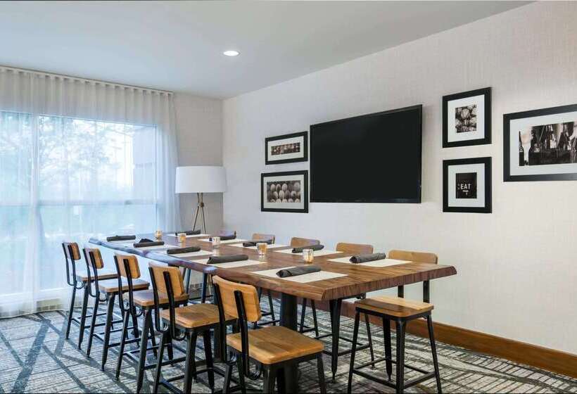 فندق Sonesta Hamilton Park Morristown  & Conference Center