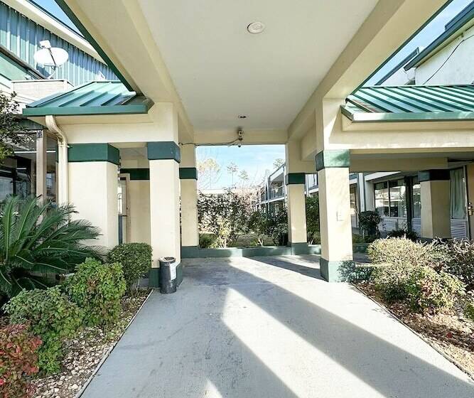 בית מלון כפרי Super Inn And Suites Milledgeville