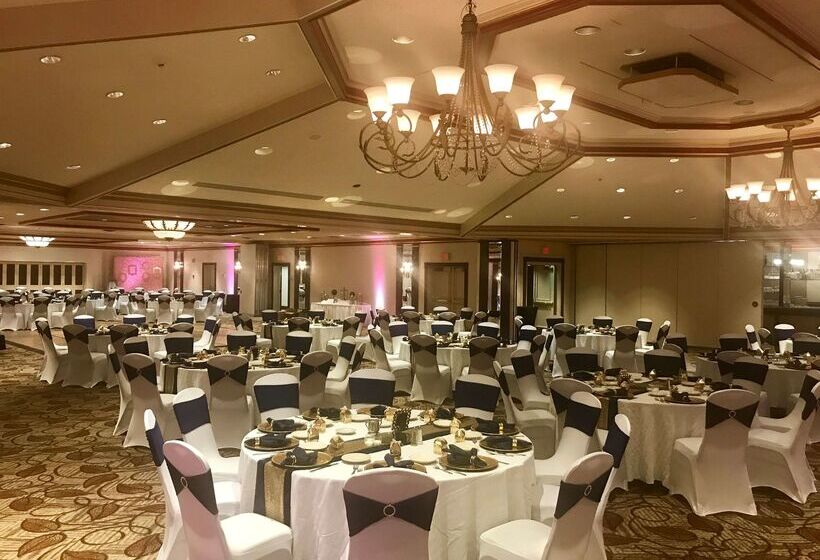 Surestay Plus Hotel By Best Western Lehigh Valley