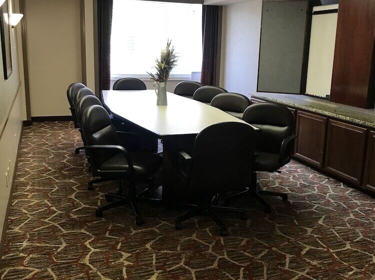 Surestay Plus Hotel By Best Western Lehigh Valley