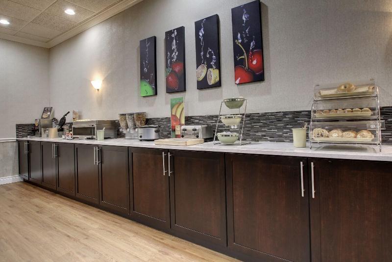 The Atrium Hotel On Third