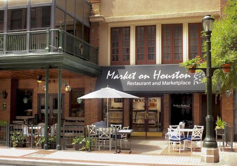 The Gunter Hotel San Antonio Riverwalk