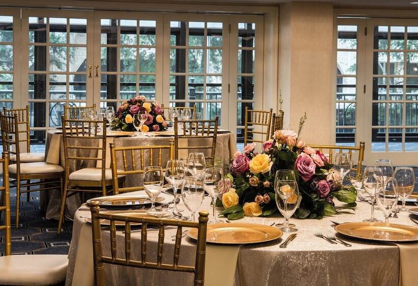 The Gunter Hotel San Antonio Riverwalk