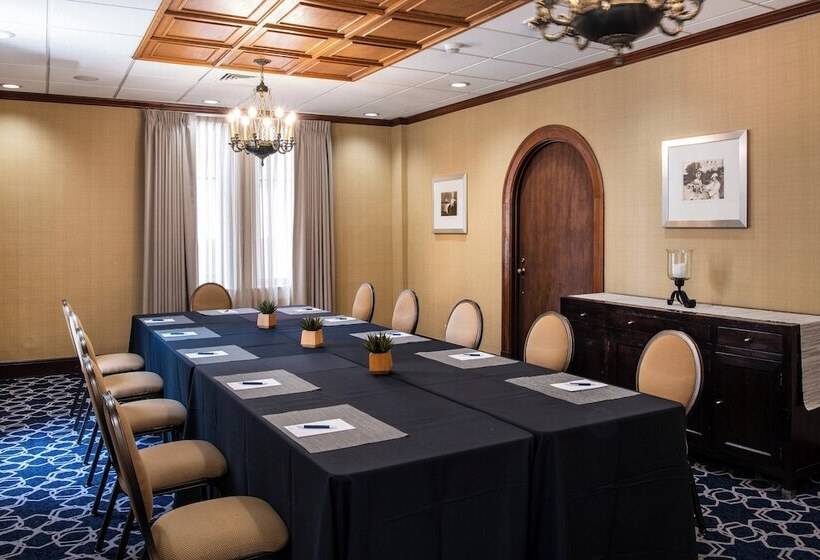 The Gunter Hotel San Antonio Riverwalk