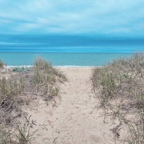 酒店 The Harborside Inn