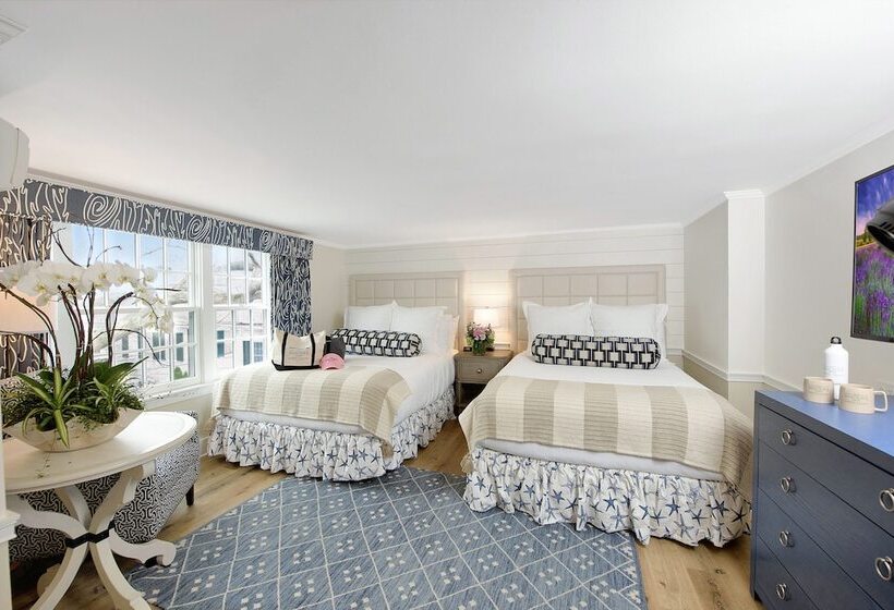 Отель The Harborside Inn