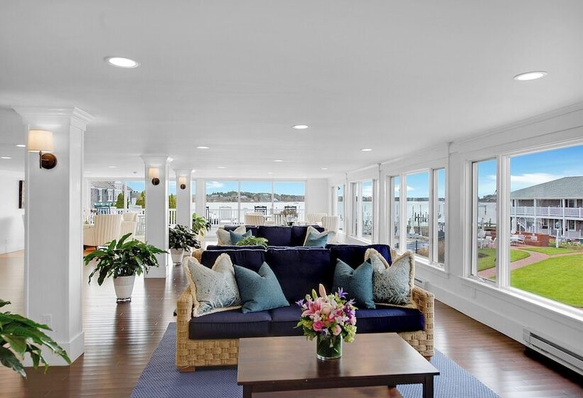 ホテル The Harborside Inn