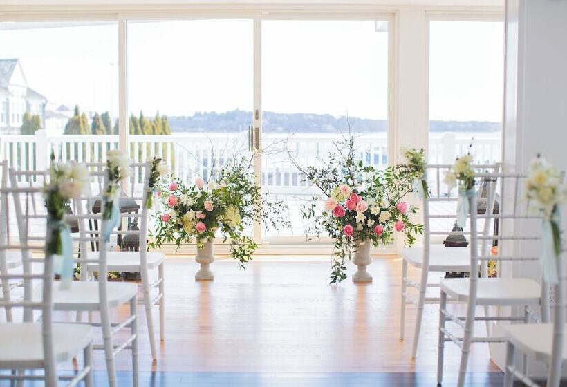 ホテル The Harborside Inn