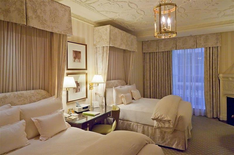 בית מלון כפרי The Hay  Adams