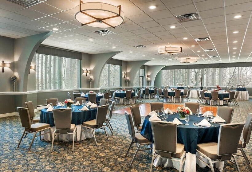 Отель The Kenilworth