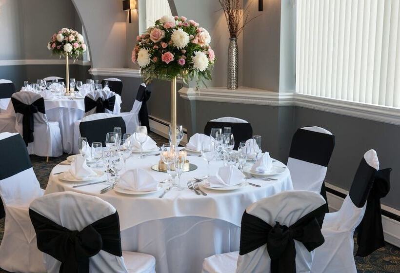 Отель The Kenilworth