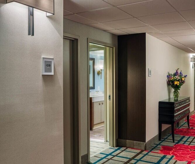 Отель The Kenilworth