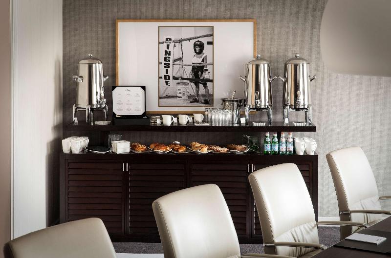 호텔 The Logan Philadelphia Curio Collection By Hilton