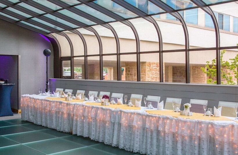 The Rushmore Hotel & Suites; Bw Premier Collection