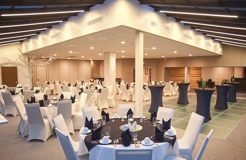 The Rushmore Hotel & Suites; Bw Premier Collection