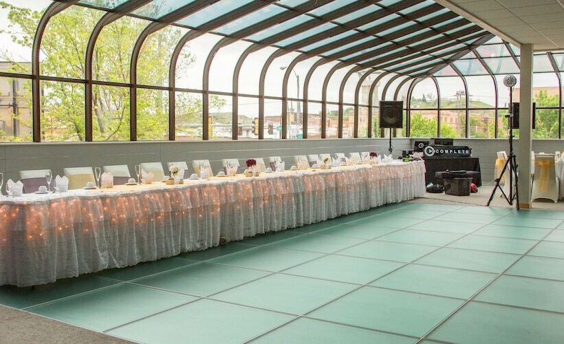 The Rushmore Hotel & Suites; Bw Premier Collection