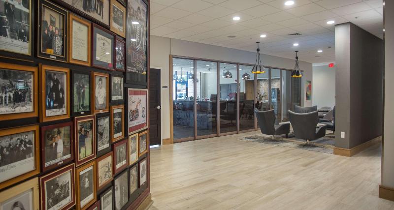 The Rushmore Hotel & Suites; Bw Premier Collection