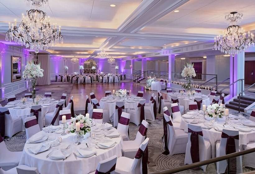 هتل The Westin Governor Morris, Morristown