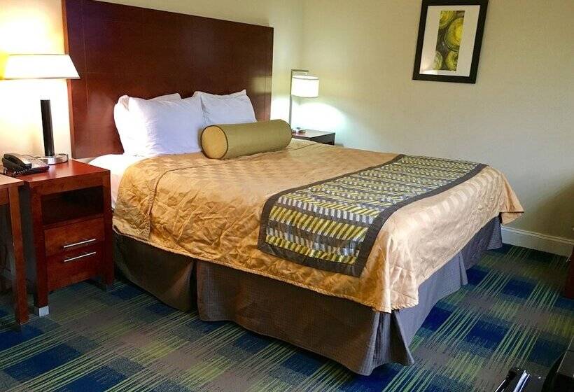 فندق Travelodge By Wyndham By Fisherman's Wharf