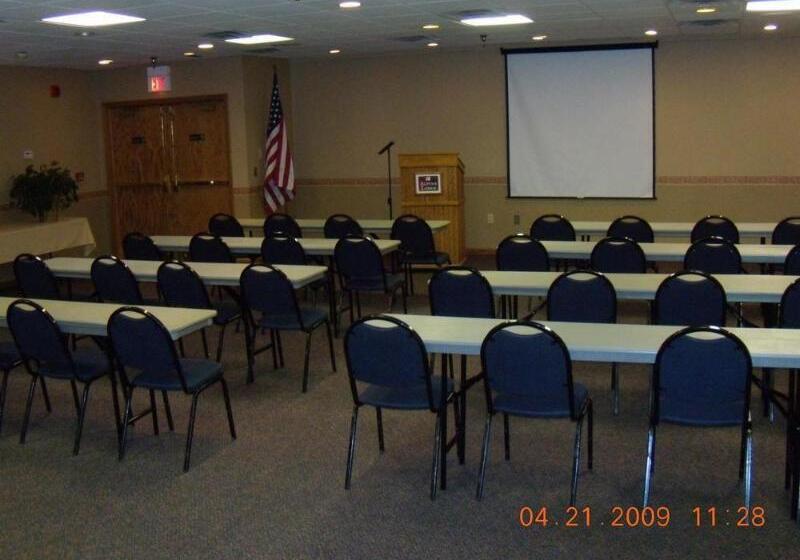 בית מלון כפרי Travelodge By Wyndham Gaylord