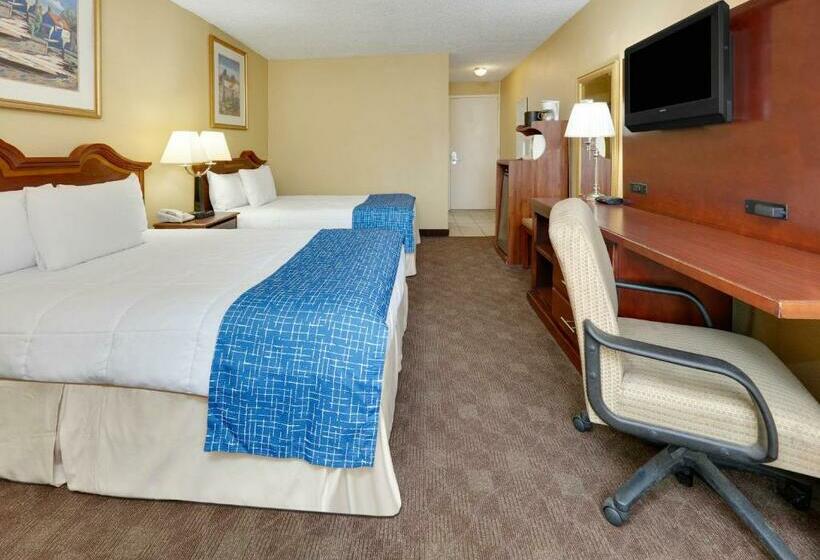 فندق Travelodge By Wyndham Texarkana