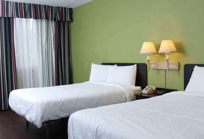 فندق Travelodge By Wyndham Zanesville