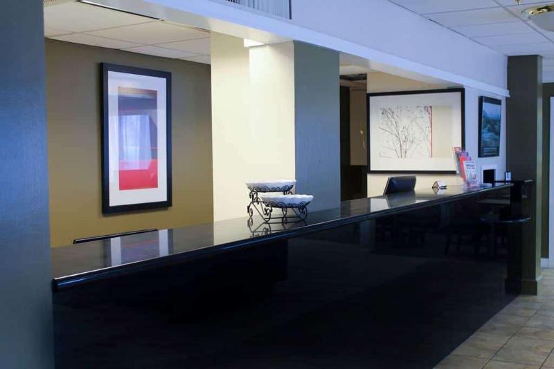 فندق Travelodge By Wyndham Zanesville