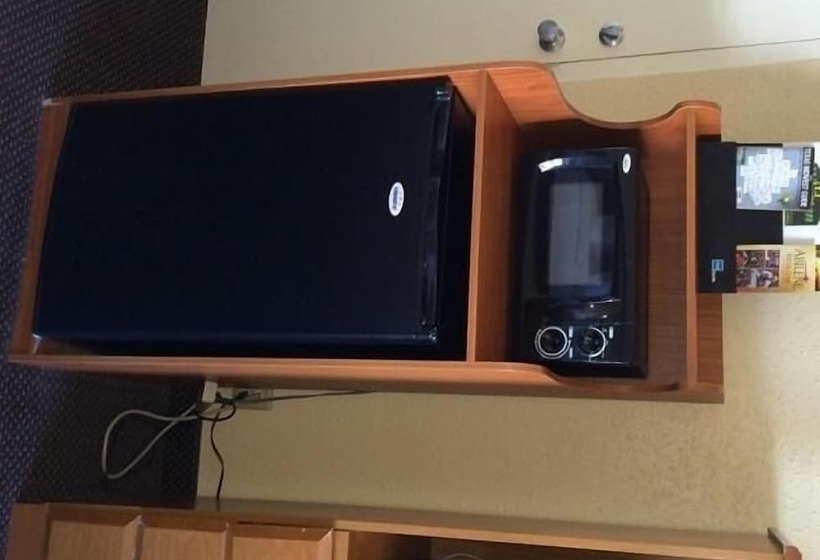 فندق Whitten Inn University