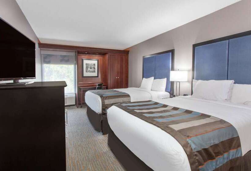 ホテル Wingate By Wyndham Charleston Coliseum