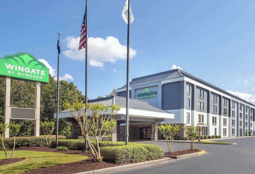 ホテル Wingate By Wyndham Charleston Coliseum