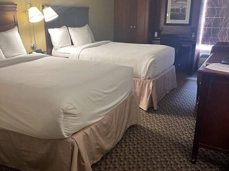 Отель Spark By Hilton Colorado Springs I 25 Central