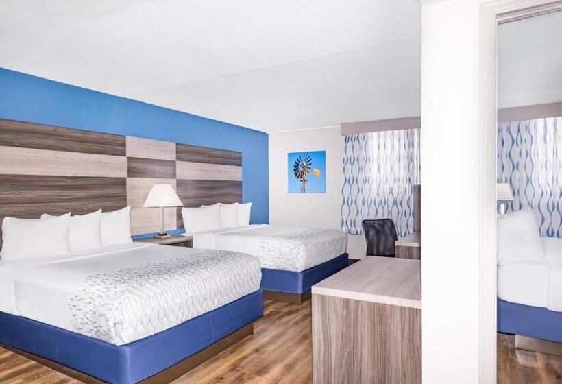 Отель Wingate By Wyndham Wichita Airport