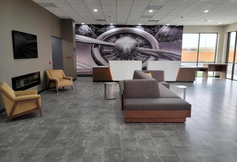 Отель Wingate By Wyndham Wichita Airport