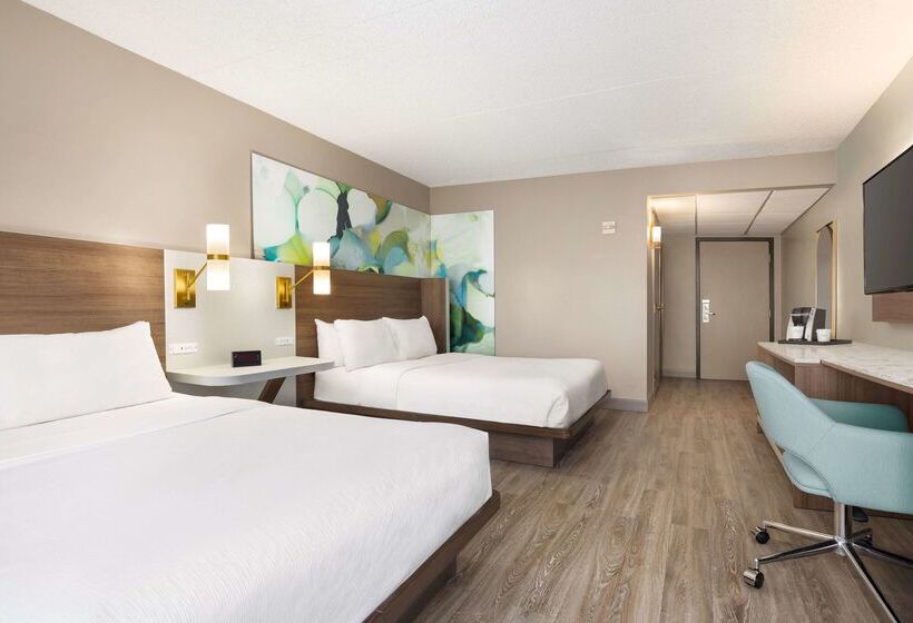 فندق Wyndham Garden Totowa