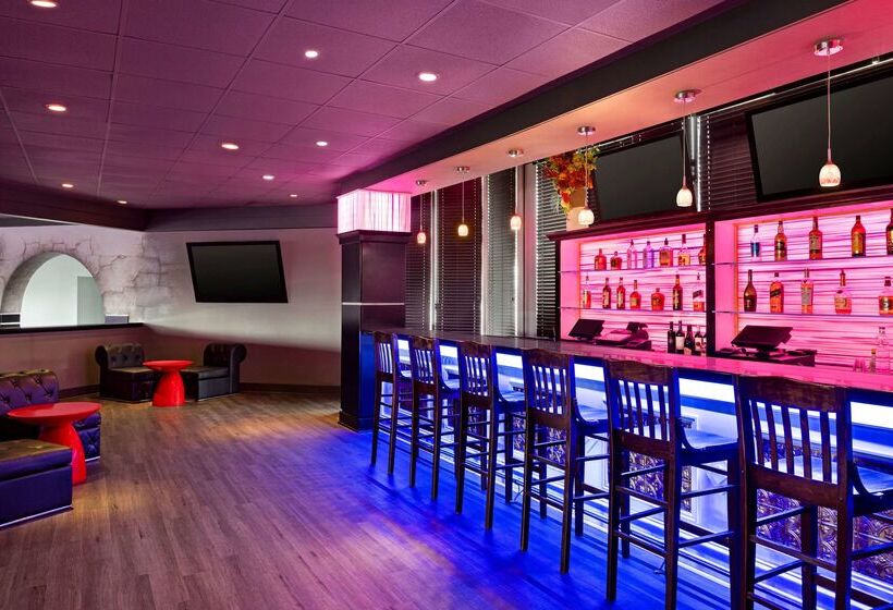 فندق Wyndham Garden Totowa