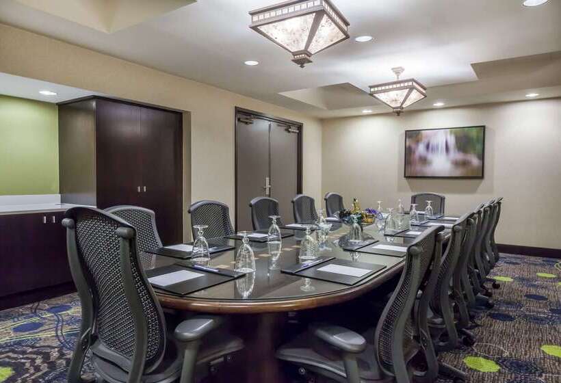 ホテル Courtyard By Marriott Pittsburgh University Center