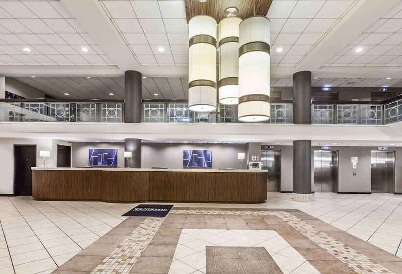 ホテル Courtyard By Marriott Pittsburgh University Center