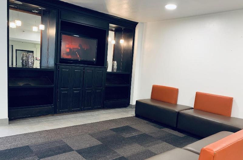 Motel 6 Lewisville, Tx   Medical City