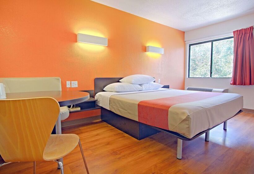 Motel 6 East Brunswick, Nj