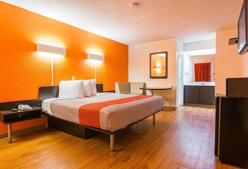 Motel 6newnan, Ga